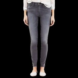 Madewell ‘9” High Riser Skinny Jeans’ in Gray “Dusty Wash” Size 25